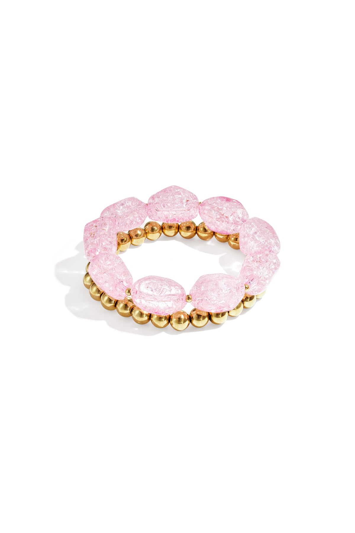 Set van twee kralenarmbanden met roze kralen en goudkleurige details