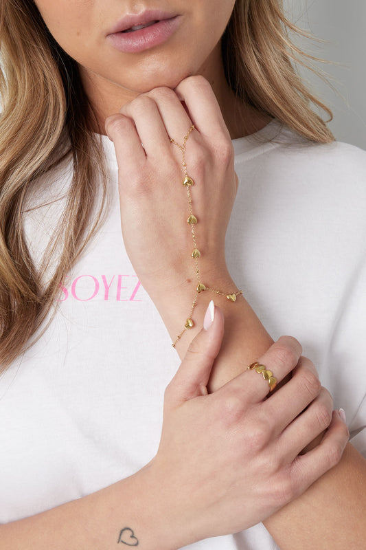 Gouden Romantic Heart Hand Chain met hartjes en ring effect van stainless steel