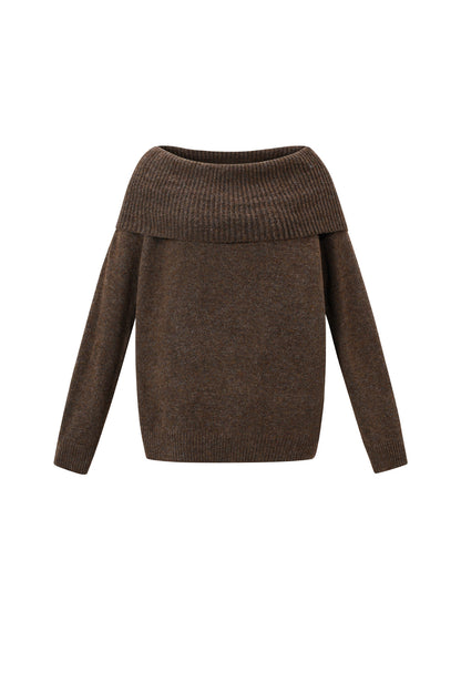 Off the shoulder basic trui