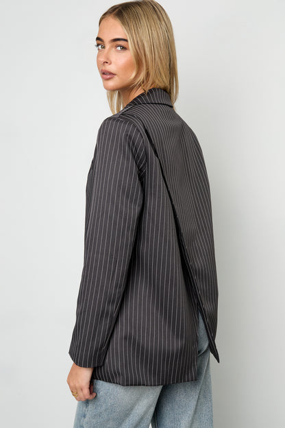 De krijtstreepblazer