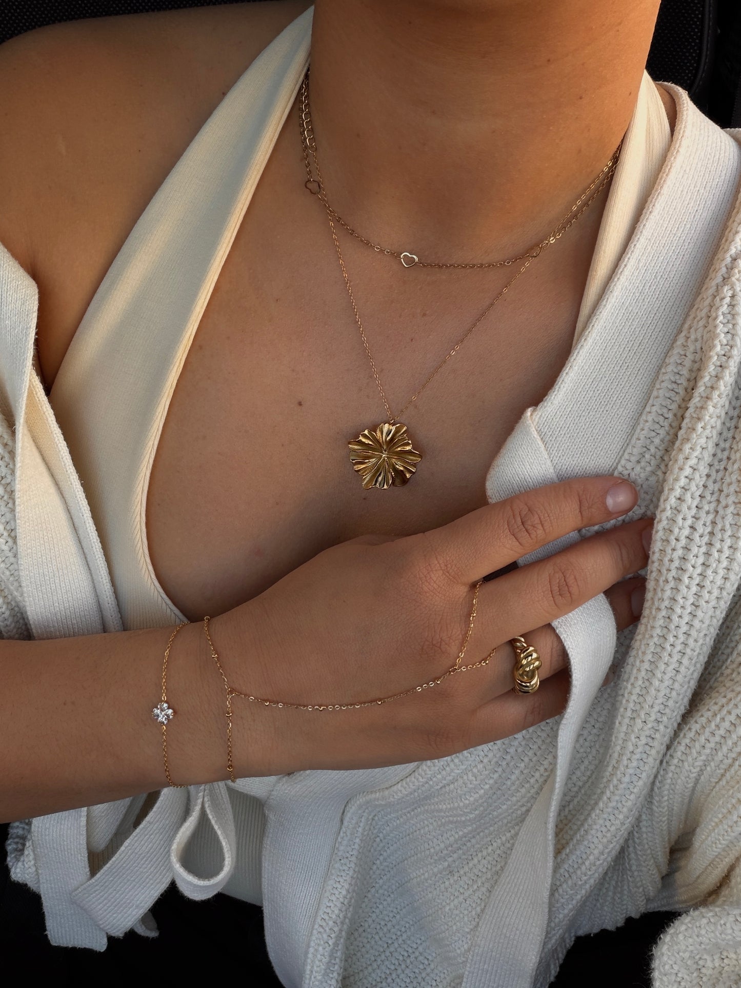 Handchain met bolletjes
