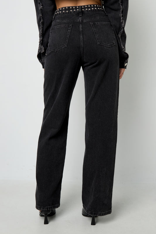Zwarte rechte jeans met studs dames Achterkant 